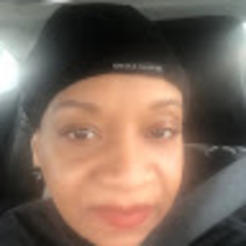 Meet your Posher, Lynda